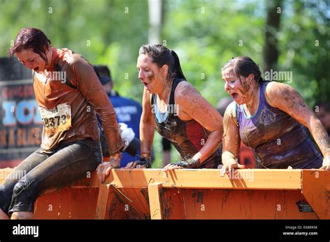 2.171 Tough Mudder Stock Photos, High